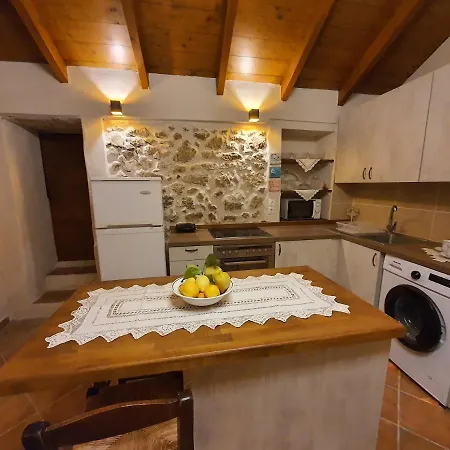 εvdokia's House Feriehus Kalamítsi