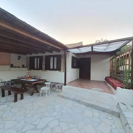 εvdokia's House * Kalamítsi